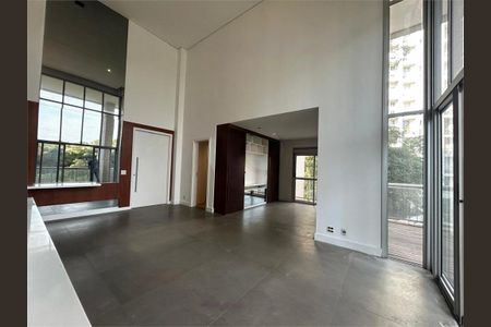 Apartamento à venda com 142m², 2 quartos e 3 vagas