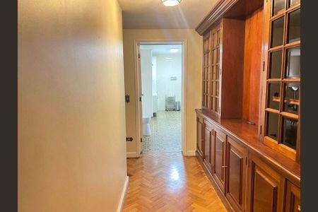 Apartamento à venda com 178m², 4 quartos e 2 vagas