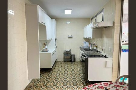 Apartamento à venda com 178m², 4 quartos e 2 vagas