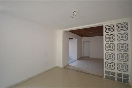 Sala de apartamento para alugar com 3 quartos, 140m² em Vila Valqueire, Rio de Janeiro