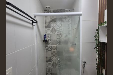 Apartamento à venda com 70m², 2 quartos e 1 vagaBanheiro suite 