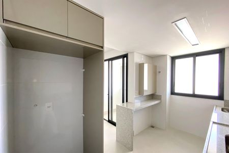 Apartamento para alugar com 62m², 2 quartos e 2 vagasCozinha
