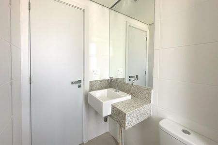 Apartamento para alugar com 62m², 2 quartos e 2 vagasBanheiro