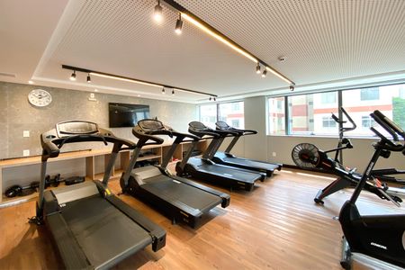 Apartamento para alugar com 62m², 2 quartos e 2 vagasÁrea comum - Academia