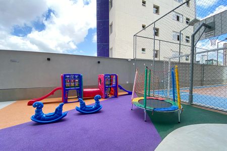 Apartamento para alugar com 62m², 2 quartos e 2 vagasÁrea comum - Playground