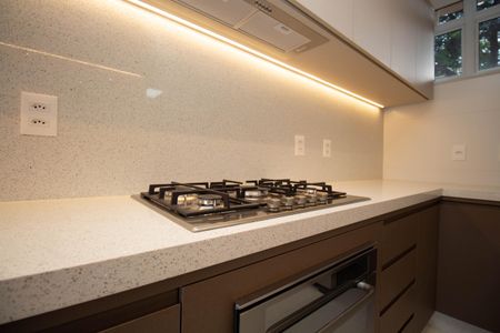 Apartamento para alugar com 122m², 3 quartos e sem vaga Apartamento para alugar com 122m², 3 quartos e sem vagaCozinha