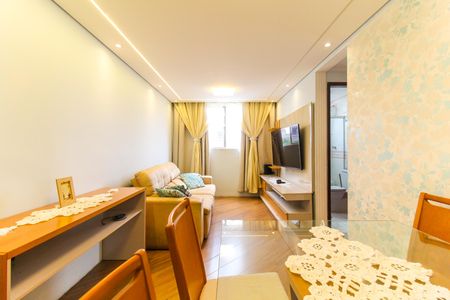 Apartamento à venda com 62m², 2 quartos e 1 vaga Apartamento à venda com 62m², 2 quartos e 1 vagaSala