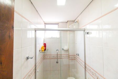 Apartamento à venda com 62m², 2 quartos e 1 vaga Apartamento à venda com 62m², 2 quartos e 1 vagaBanheiro