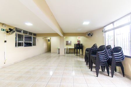 Apartamento à venda com 62m², 2 quartos e 1 vaga Apartamento à venda com 62m², 2 quartos e 1 vagaÁrea comum - Salão de festas