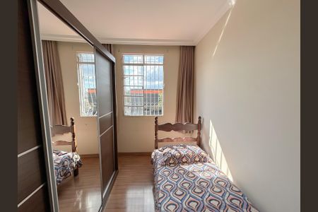 Apartamento à venda com 3 quartos, 75m² em Santa Amelia, Belo Horizonte