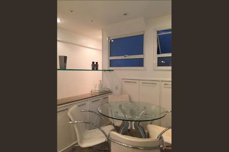 Apartamento à venda com 4 quartos, 217m² em Icaraí, Niterói