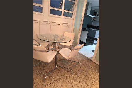 Apartamento à venda com 4 quartos, 217m² em Icaraí, Niterói