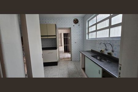 Casa à venda com 3 quartos, 141m² em Vila Cordeiro, São Paulo