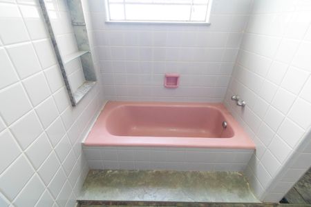 Casa para alugar com 60m², 2 quartos e sem vagaBanheiro