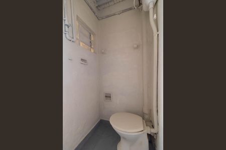 Casa para alugar com 40m², 2 quartos e sem vaga Casa para alugar com 40m², 2 quartos e sem vagaBanheiro