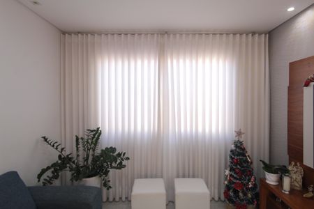 Sala de apartamento à venda com 2 quartos, 72m² em Paquetá, Belo Horizonte