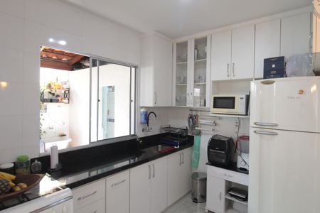 Apartamento à venda com 72m², 2 quartos e 1 vagaCozinha