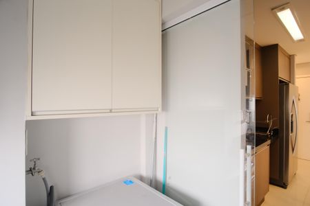 Apartamento à venda com 74m², 2 quartos e 2 vagasÁrea de Serviço