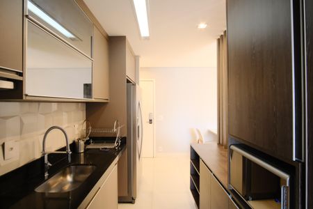 Apartamento à venda com 74m², 2 quartos e 2 vagasCozinha