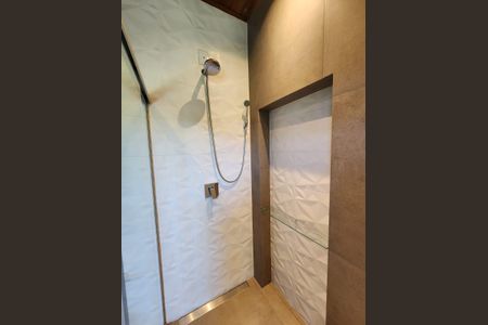 Casa para alugar com 2100m², 5 quartos e 10 vagas