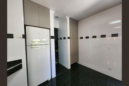 Casa para alugar com 2100m², 5 quartos e 10 vagas