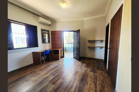 Casa para alugar com 2100m², 5 quartos e 10 vagas