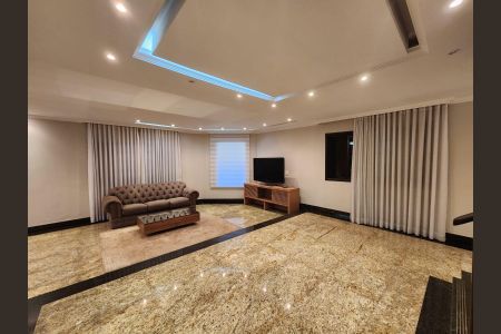 Casa para alugar com 2100m², 5 quartos e 10 vagas