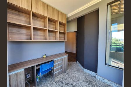 Casa para alugar com 2100m², 5 quartos e 10 vagas