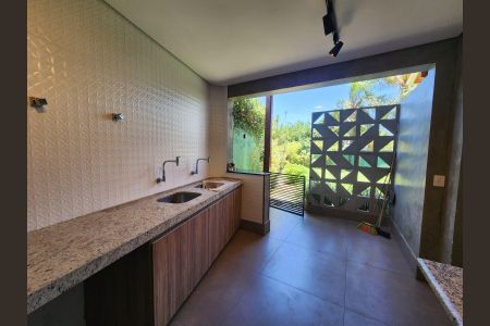 Casa para alugar com 2100m², 5 quartos e 10 vagas