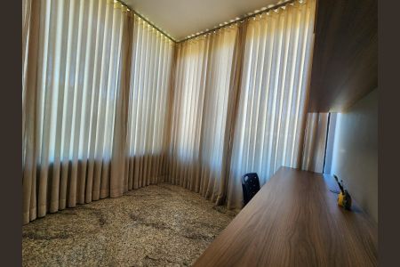 Casa para alugar com 2100m², 5 quartos e 10 vagas