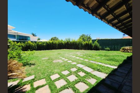 Casa para alugar com 2100m², 5 quartos e 10 vagas