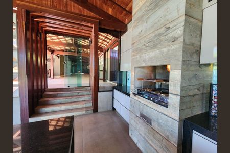 Casa para alugar com 2100m², 5 quartos e 10 vagas