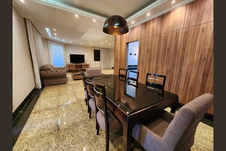 Casa para alugar com 2100m², 5 quartos e 10 vagas