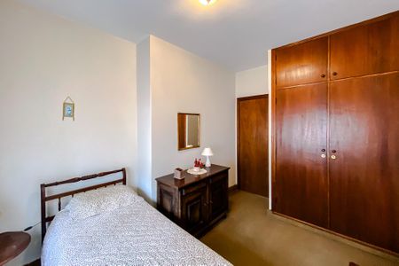 Casa à venda com 175m², 3 quartos e 2 vagas Casa à venda com 175m², 3 quartos e 2 vagasQuarto 1