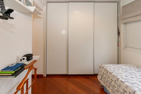 Apartamento à venda com 80m², 2 quartos e 2 vagasSuíte 2