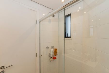 Apartamento à venda com 80m², 2 quartos e 2 vagasBanheiro da Suíte 2
