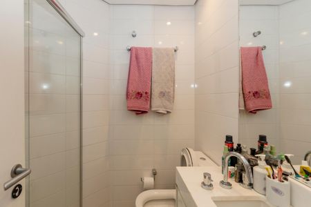 Apartamento à venda com 80m², 2 quartos e 2 vagasBanheiro da Suíte 2