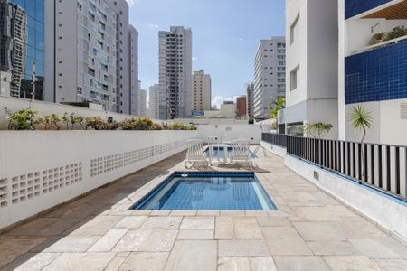 Apartamento à venda com 80m², 2 quartos e 2 vagasPiscina