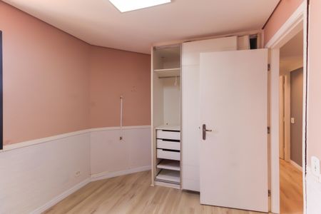 Apartamento à venda com 280m², 3 quartos e 3 vagas Apartamento à venda com 280m², 3 quartos e 3 vagasQuarto 2