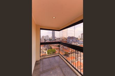 Apartamento à venda com 280m², 3 quartos e 3 vagas Apartamento à venda com 280m², 3 quartos e 3 vagasVaranda