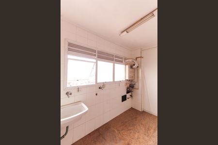 Apartamento à venda com 280m², 3 quartos e 3 vagas Apartamento à venda com 280m², 3 quartos e 3 vagasÁrea de Serviço