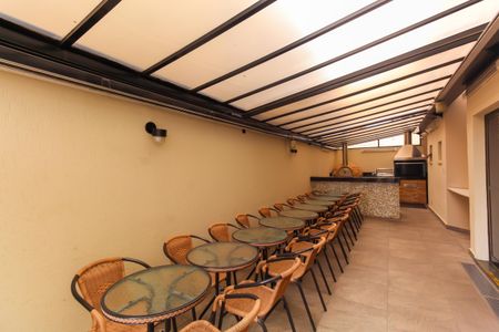Apartamento à venda com 280m², 3 quartos e 3 vagas Apartamento à venda com 280m², 3 quartos e 3 vagasÁrea comum - Churrasqueira