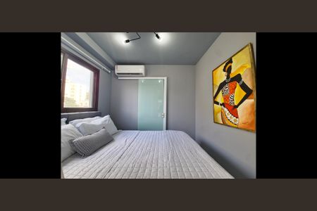 Apartamento para alugar com 32m², 1 quarto e 1 vagasuite 