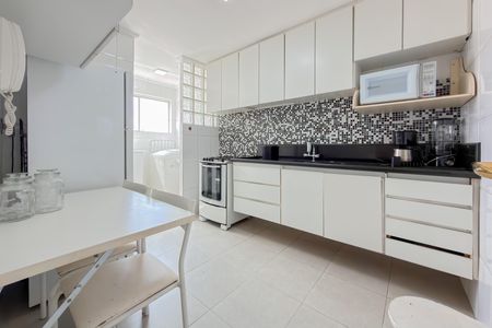 Apartamento à venda com 59m², 2 quartos e 1 vagaCozinha