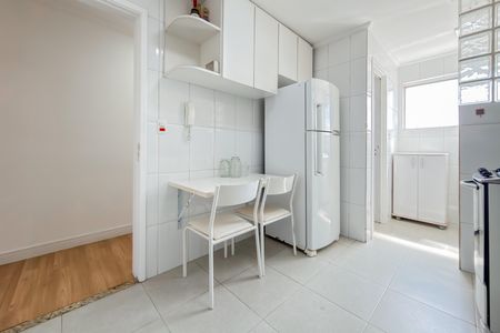 Apartamento à venda com 59m², 2 quartos e 1 vagaCozinha
