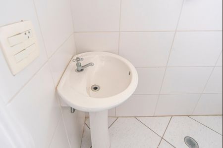 Apartamento à venda com 98m², 3 quartos e 3 vagas Apartamento à venda com 98m², 3 quartos e 3 vagasBanheiro de serviço