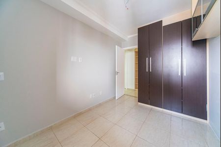 Apartamento à venda com 98m², 3 quartos e 3 vagas Apartamento à venda com 98m², 3 quartos e 3 vagasQuarto 1