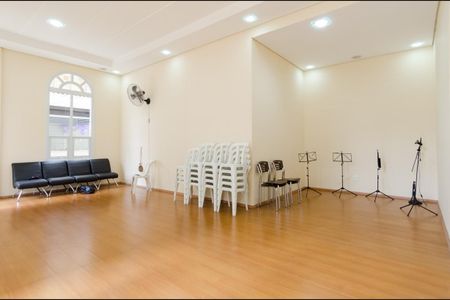 Apartamento à venda com 98m², 3 quartos e 3 vagas Apartamento à venda com 98m², 3 quartos e 3 vagasÁrea comum - Salão de festas