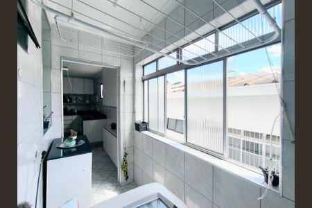 Apartamento à venda com 72m², 2 quartos e 2 vagas Apartamento à venda com 72m², 2 quartos e 2 vagasÁrea de Serviço
