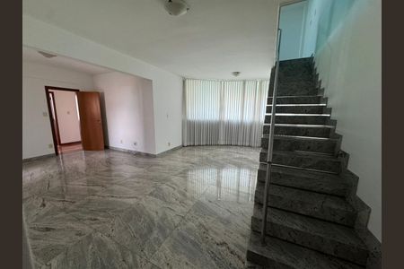 Apartamento para alugar com 4 quartos, 260m² em União, Belo Horizonte